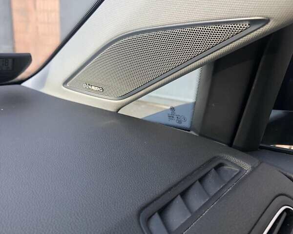 Синий Фольксваген e-Golf, объемом двигателя 0 л и пробегом 80 тыс. км за 16500 $, фото 6 на Automoto.ua