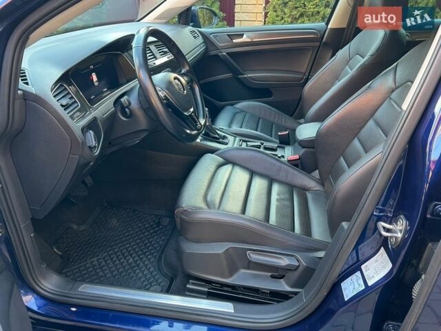 Синий Фольксваген e-Golf, объемом двигателя 0 л и пробегом 121 тыс. км за 12999 $, фото 16 на Automoto.ua