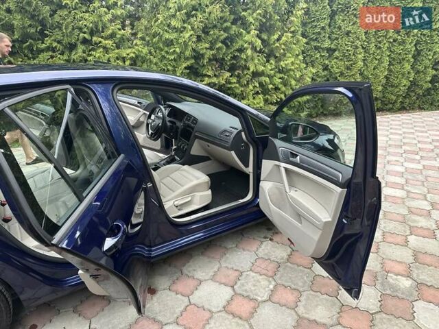 Синій Фольксваген e-Golf, об'ємом двигуна 0 л та пробігом 58 тис. км за 24500 $, фото 108 на Automoto.ua