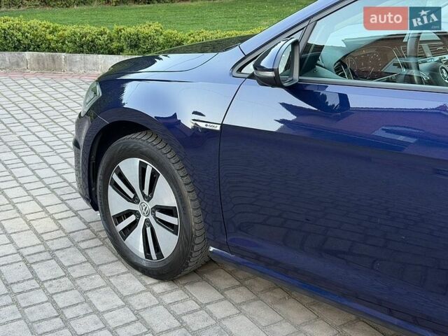 Синий Фольксваген e-Golf, объемом двигателя 0 л и пробегом 96 тыс. км за 13400 $, фото 16 на Automoto.ua