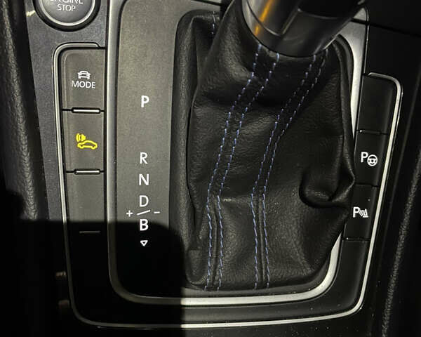 Синій Фольксваген e-Golf, об'ємом двигуна 0 л та пробігом 122 тис. км за 12200 $, фото 16 на Automoto.ua