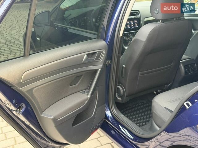 Синій Фольксваген e-Golf, об'ємом двигуна 0 л та пробігом 96 тис. км за 13250 $, фото 48 на Automoto.ua