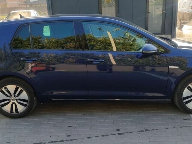 Синий Фольксваген e-Golf, объемом двигателя 0 л и пробегом 151 тыс. км за 12800 $, фото 3 на Automoto.ua