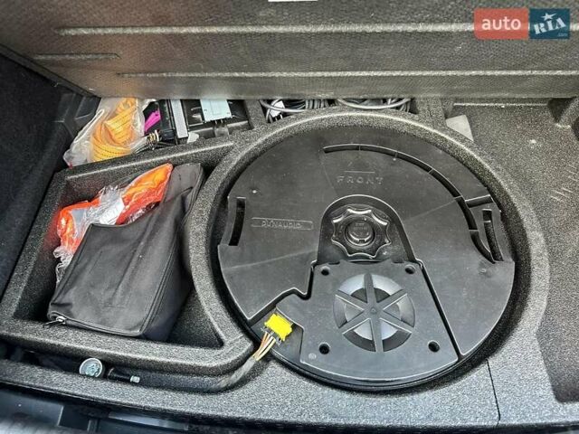 Синий Фольксваген e-Golf, объемом двигателя 0 л и пробегом 74 тыс. км за 14900 $, фото 3 на Automoto.ua