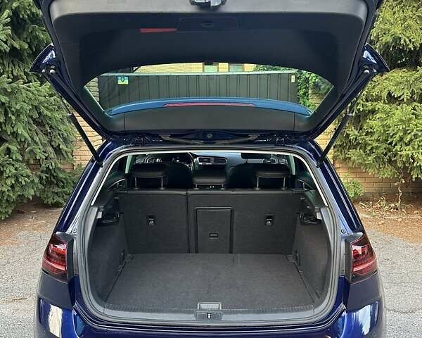 Синий Фольксваген e-Golf, объемом двигателя 0 л и пробегом 74 тыс. км за 14900 $, фото 8 на Automoto.ua