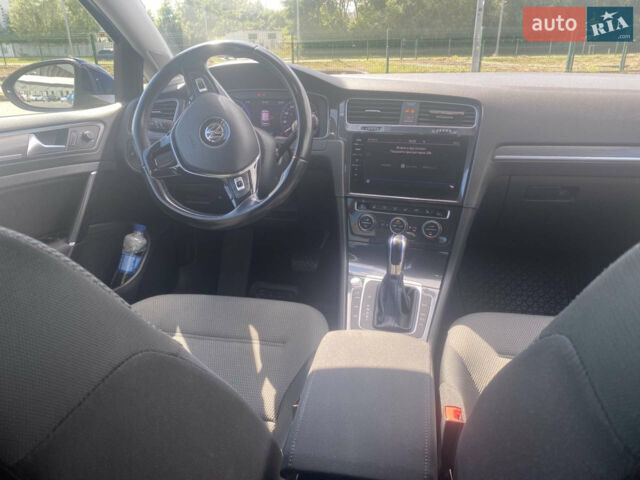 Синій Фольксваген e-Golf, об'ємом двигуна 0 л та пробігом 119 тис. км за 15480 $, фото 10 на Automoto.ua
