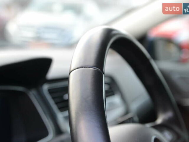 Синий Фольксваген e-Golf, объемом двигателя 0 л и пробегом 108 тыс. км за 12999 $, фото 14 на Automoto.ua