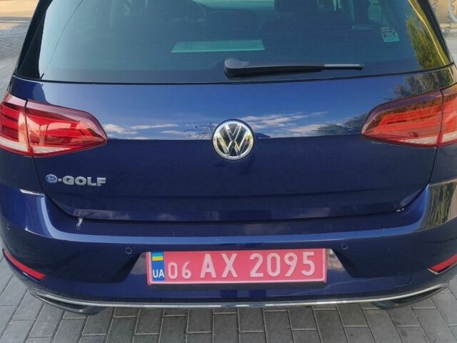 Синий Фольксваген e-Golf, объемом двигателя 0 л и пробегом 151 тыс. км за 12800 $, фото 6 на Automoto.ua
