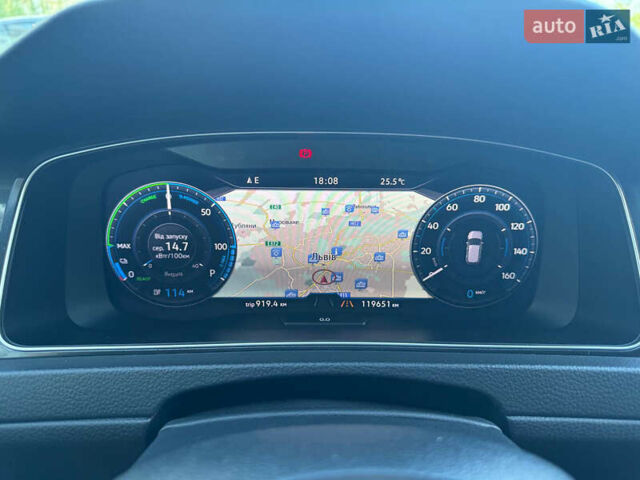 Синий Фольксваген e-Golf, объемом двигателя 0 л и пробегом 119 тыс. км за 15480 $, фото 12 на Automoto.ua