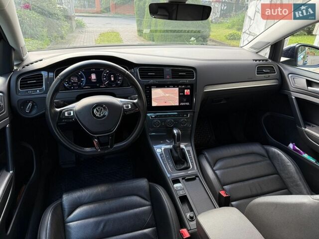 Синій Фольксваген e-Golf, об'ємом двигуна 0 л та пробігом 112 тис. км за 14500 $, фото 37 на Automoto.ua