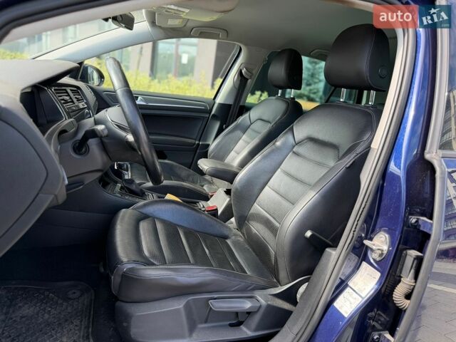 Синий Фольксваген e-Golf, объемом двигателя 0 л и пробегом 166 тыс. км за 12700 $, фото 7 на Automoto.ua