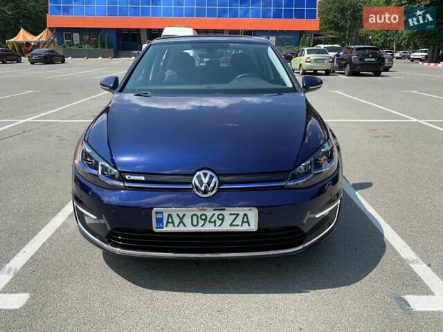 Синий Фольксваген e-Golf, объемом двигателя 0 л и пробегом 50 тыс. км за 14500 $, фото 1 на Automoto.ua