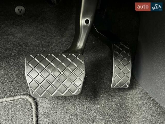 Синій Фольксваген e-Golf, об'ємом двигуна 0 л та пробігом 130 тис. км за 12970 $, фото 30 на Automoto.ua