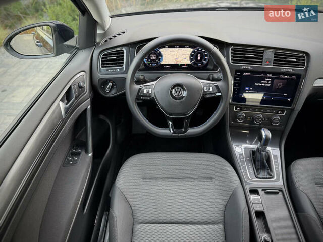 Синій Фольксваген e-Golf, об'ємом двигуна 0 л та пробігом 127 тис. км за 12950 $, фото 36 на Automoto.ua