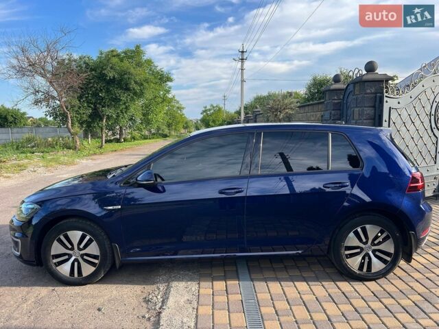 Синій Фольксваген e-Golf, об'ємом двигуна 0 л та пробігом 138 тис. км за 12900 $, фото 19 на Automoto.ua