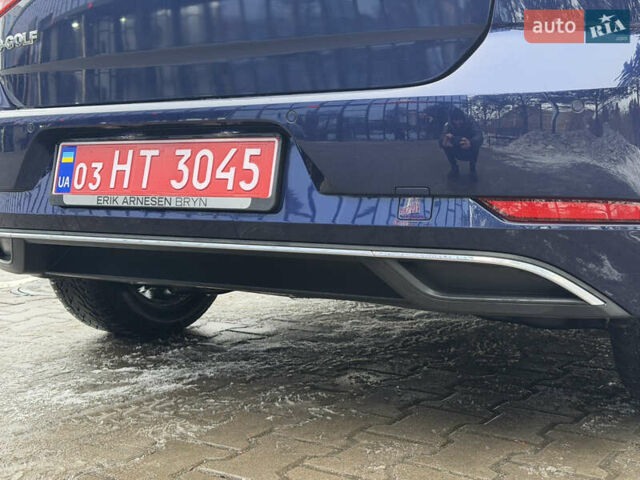 Синий Фольксваген e-Golf, объемом двигателя 0 л и пробегом 96 тыс. км за 12900 $, фото 25 на Automoto.ua