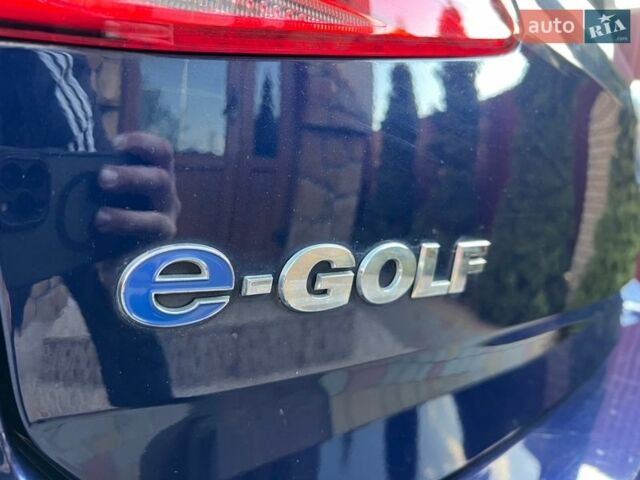 Синий Фольксваген e-Golf, объемом двигателя 0 л и пробегом 121 тыс. км за 12999 $, фото 21 на Automoto.ua
