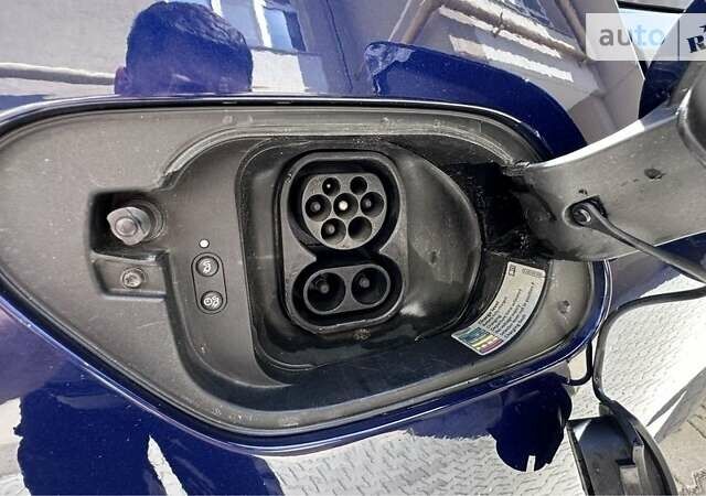 Синий Фольксваген e-Golf, объемом двигателя 0 л и пробегом 97 тыс. км за 15999 $, фото 23 на Automoto.ua