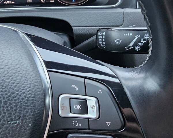 Синій Фольксваген e-Golf, об'ємом двигуна 0 л та пробігом 110 тис. км за 13999 $, фото 14 на Automoto.ua