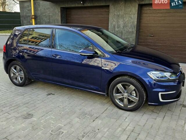 Синий Фольксваген e-Golf, объемом двигателя 0 л и пробегом 140 тыс. км за 11999 $, фото 3 на Automoto.ua