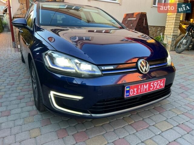 Синий Фольксваген e-Golf, объемом двигателя 0 л и пробегом 121 тыс. км за 12999 $, фото 88 на Automoto.ua
