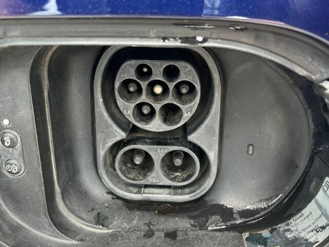 Синій Фольксваген e-Golf, об'ємом двигуна 0 л та пробігом 141 тис. км за 11400 $, фото 16 на Automoto.ua
