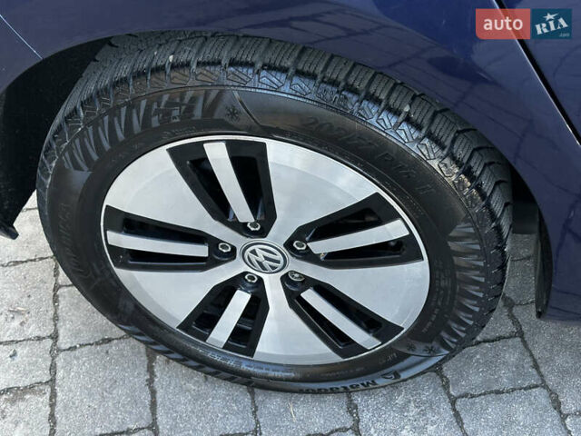 Синій Фольксваген e-Golf, об'ємом двигуна 0 л та пробігом 195 тис. км за 10700 $, фото 9 на Automoto.ua