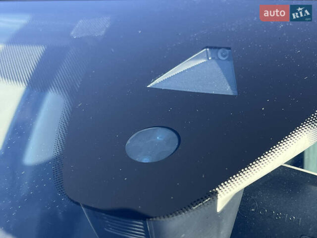 Синий Фольксваген e-Golf, объемом двигателя 0 л и пробегом 137 тыс. км за 14200 $, фото 43 на Automoto.ua