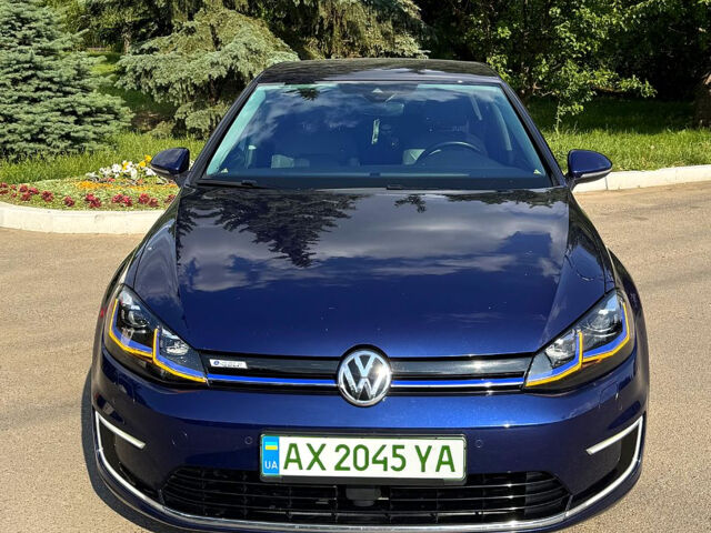 Синий Фольксваген e-Golf, объемом двигателя 0 л и пробегом 112 тыс. км за 16900 $, фото 3 на Automoto.ua