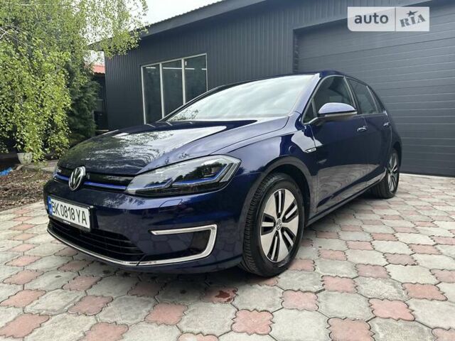 Синий Фольксваген e-Golf, объемом двигателя 0 л и пробегом 58 тыс. км за 22500 $, фото 169 на Automoto.ua