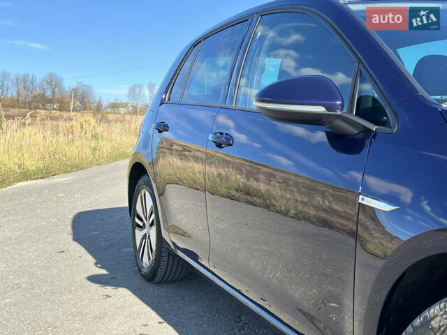 Синий Фольксваген e-Golf, объемом двигателя 0 л и пробегом 137 тыс. км за 14200 $, фото 2 на Automoto.ua