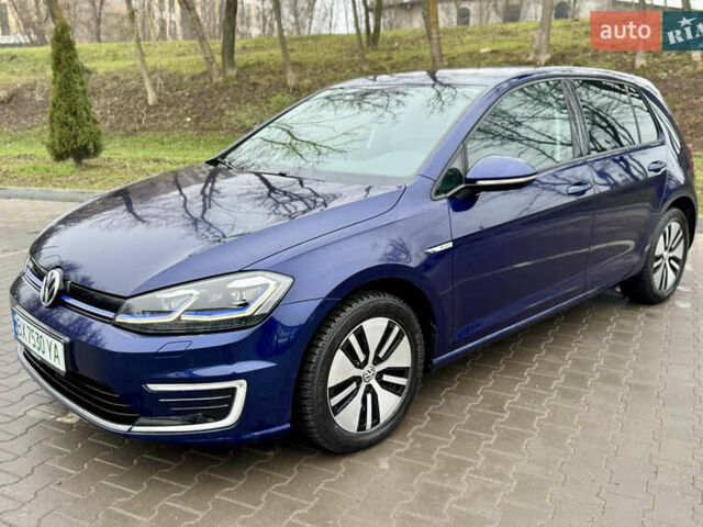 Синий Фольксваген e-Golf, объемом двигателя 0 л и пробегом 83 тыс. км за 13900 $, фото 1 на Automoto.ua