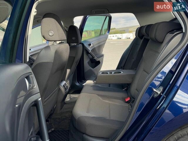 Синий Фольксваген e-Golf, объемом двигателя 0 л и пробегом 183 тыс. км за 11900 $, фото 55 на Automoto.ua
