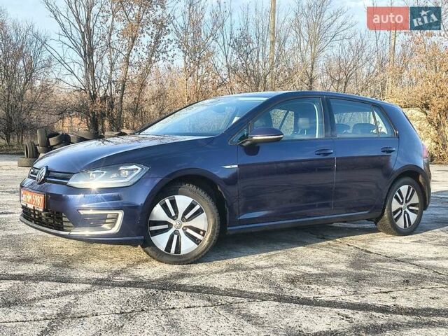 Синий Фольксваген e-Golf, объемом двигателя 0 л и пробегом 105 тыс. км за 13200 $, фото 8 на Automoto.ua