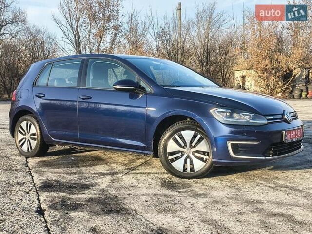 Синий Фольксваген e-Golf, объемом двигателя 0 л и пробегом 105 тыс. км за 13200 $, фото 7 на Automoto.ua