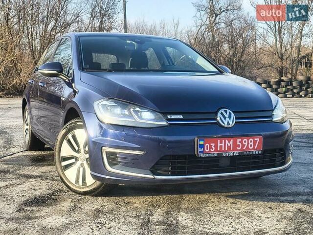 Синий Фольксваген e-Golf, объемом двигателя 0 л и пробегом 105 тыс. км за 13200 $, фото 5 на Automoto.ua