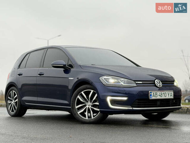 Синий Фольксваген e-Golf, объемом двигателя 0 л и пробегом 93 тыс. км за 14555 $, фото 21 на Automoto.ua