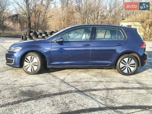 Синий Фольксваген e-Golf, объемом двигателя 0 л и пробегом 105 тыс. км за 13200 $, фото 21 на Automoto.ua