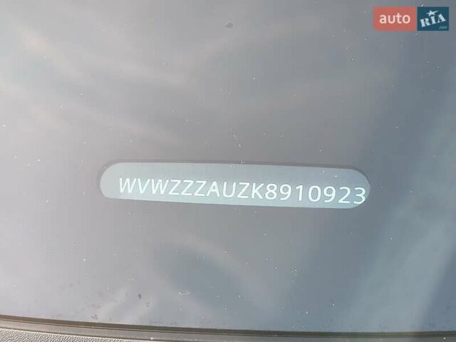 Синий Фольксваген e-Golf, объемом двигателя 0 л и пробегом 105 тыс. км за 13200 $, фото 64 на Automoto.ua