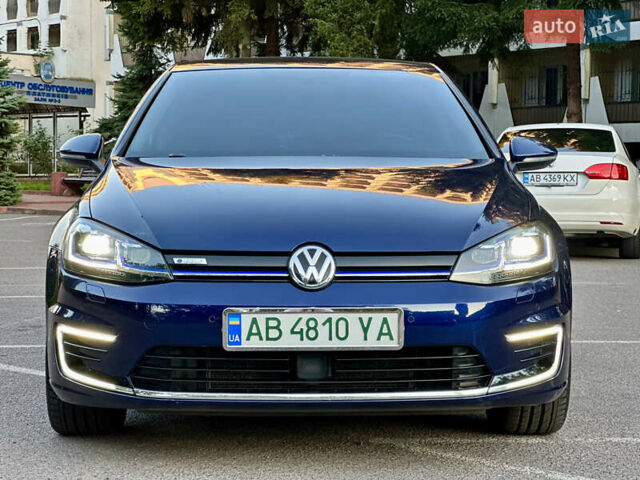 Синий Фольксваген e-Golf, объемом двигателя 0 л и пробегом 93 тыс. км за 14350 $, фото 27 на Automoto.ua