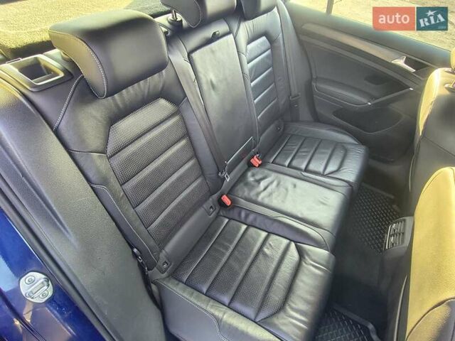 Синий Фольксваген e-Golf, объемом двигателя 0 л и пробегом 105 тыс. км за 13200 $, фото 48 на Automoto.ua