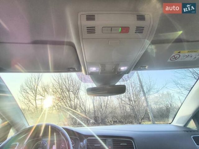 Синий Фольксваген e-Golf, объемом двигателя 0 л и пробегом 105 тыс. км за 13200 $, фото 57 на Automoto.ua