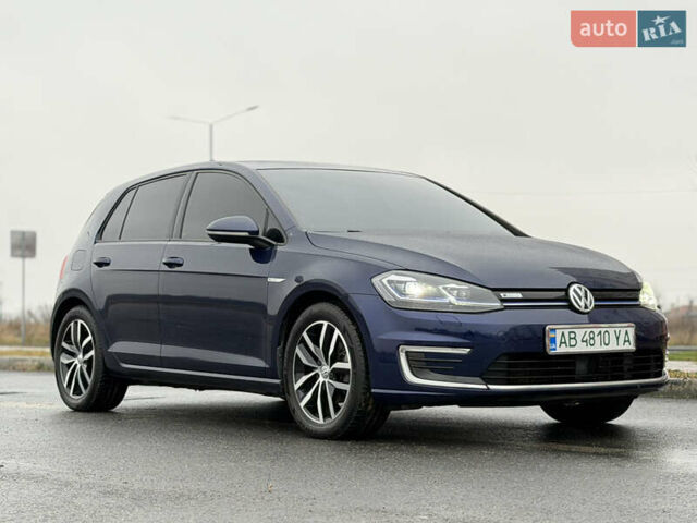 Синий Фольксваген e-Golf, объемом двигателя 0 л и пробегом 93 тыс. км за 14555 $, фото 26 на Automoto.ua