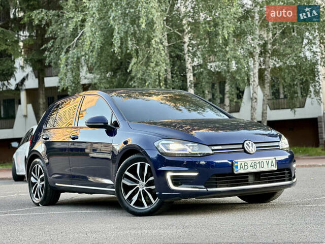 Синий Фольксваген e-Golf, объемом двигателя 0 л и пробегом 93 тыс. км за 14350 $, фото 22 на Automoto.ua