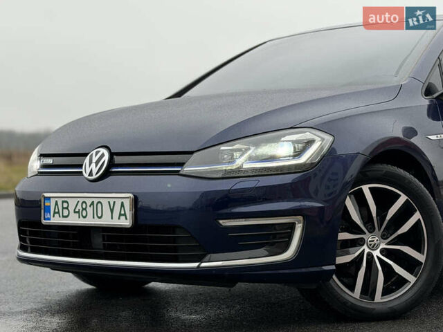 Синий Фольксваген e-Golf, объемом двигателя 0 л и пробегом 93 тыс. км за 14555 $, фото 2 на Automoto.ua