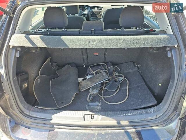 Синій Фольксваген e-Golf, об'ємом двигуна 0 л та пробігом 114 тис. км за 13000 $, фото 6 на Automoto.ua