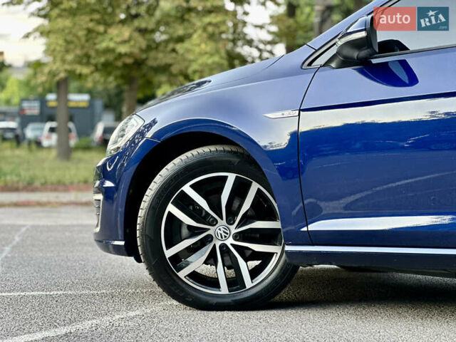 Синий Фольксваген e-Golf, объемом двигателя 0 л и пробегом 93 тыс. км за 14350 $, фото 15 на Automoto.ua
