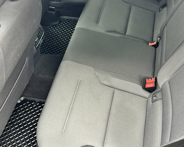 Синий Фольксваген e-Golf, объемом двигателя 0 л и пробегом 110 тыс. км за 13800 $, фото 13 на Automoto.ua