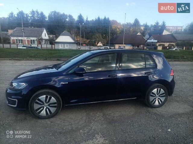 Синий Фольксваген e-Golf, объемом двигателя 0 л и пробегом 125 тыс. км за 14061 $, фото 7 на Automoto.ua