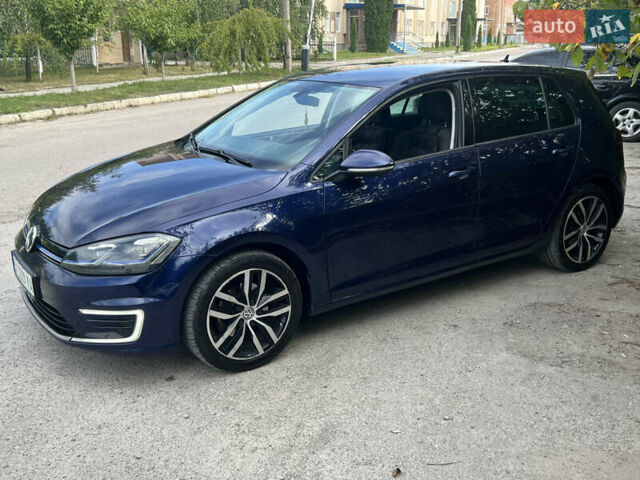 Синий Фольксваген e-Golf, объемом двигателя 0 л и пробегом 139 тыс. км за 13000 $, фото 3 на Automoto.ua